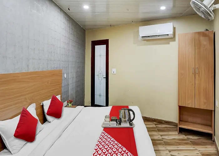 Hotel O R K Residency Near Jhilmil Metro Station
